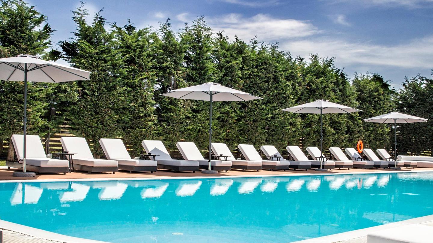 Pool & Sun